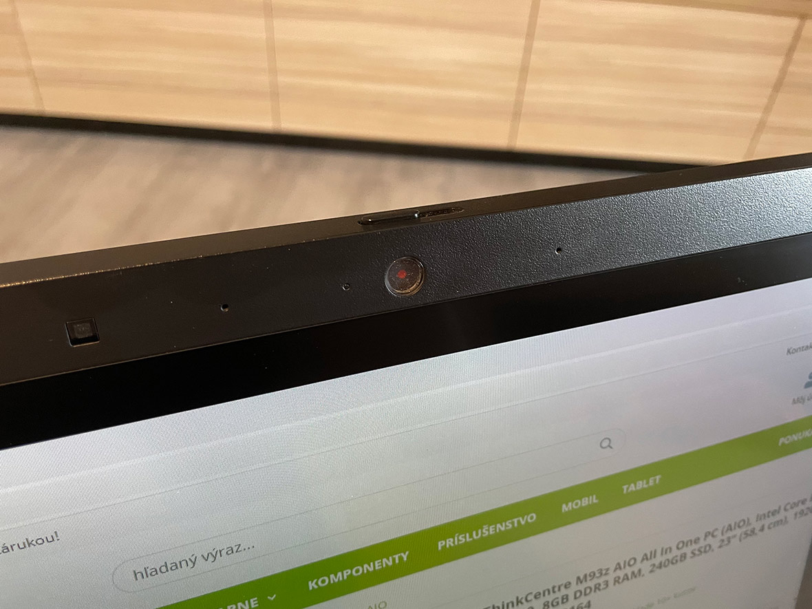 Lenovo ThinkCentre M93z all in one pc posuvný kryt na webkameru
