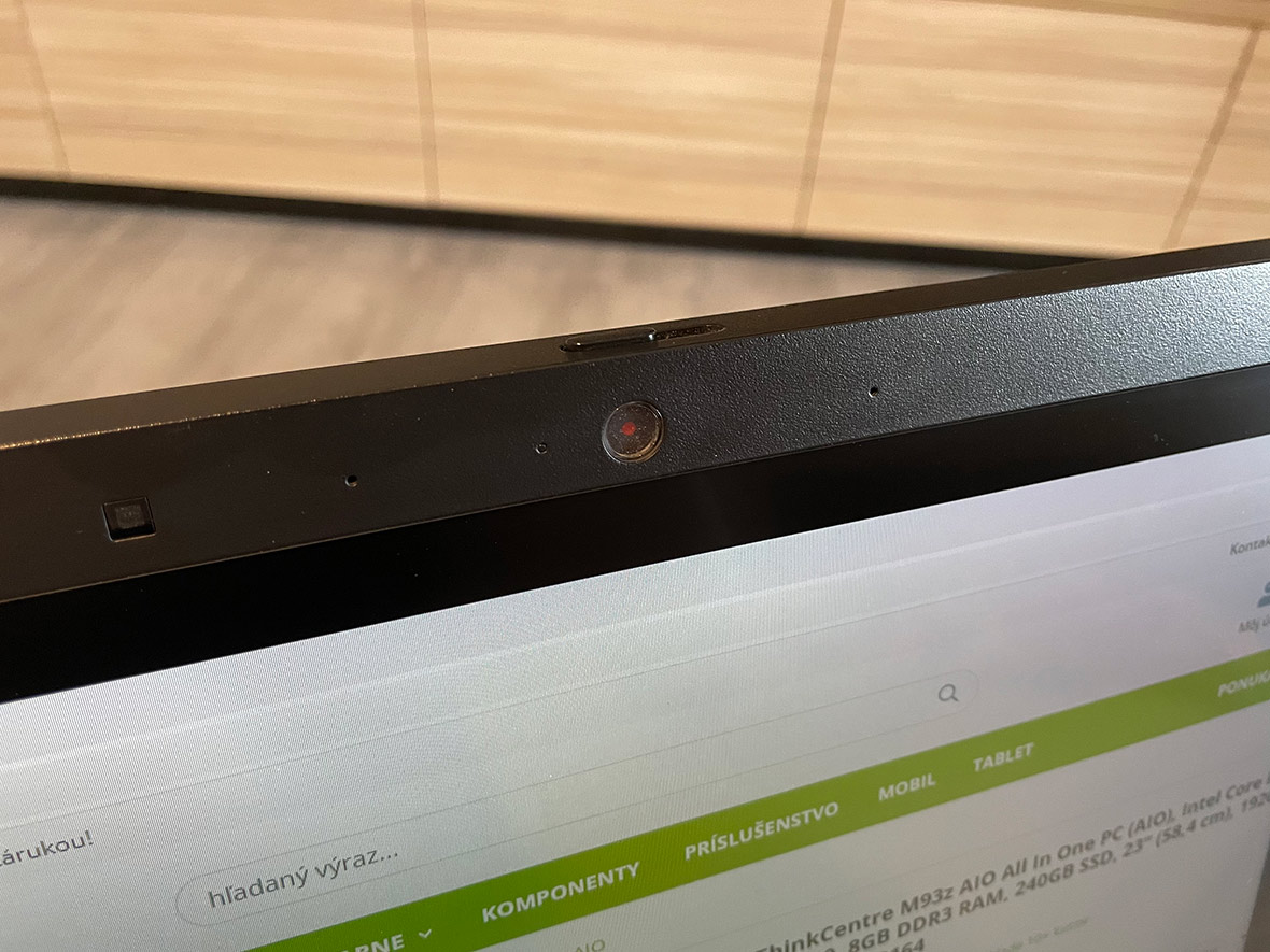 Lenovo ThinkCentre M93z all in one pc posuvný kryt na webkameru
